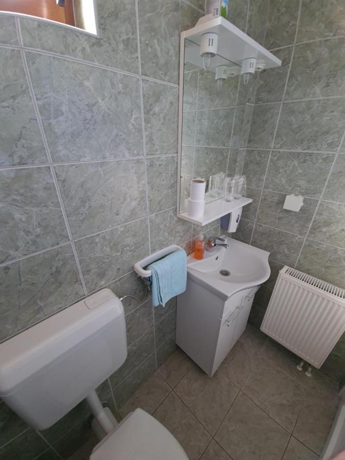Guest House Aquarius Bosnjaci Экстерьер фото